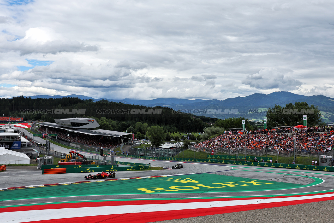 GP AUSTRIA, Carlos Sainz Jr (ESP) Ferrari SF-23.

02.07.2023. Formula 1 World Championship, Rd 10, Austrian Grand Prix, Spielberg, Austria, Gara Day.

- www.xpbimages.com, EMail: requests@xpbimages.com © Copyright: Moy / XPB Images
