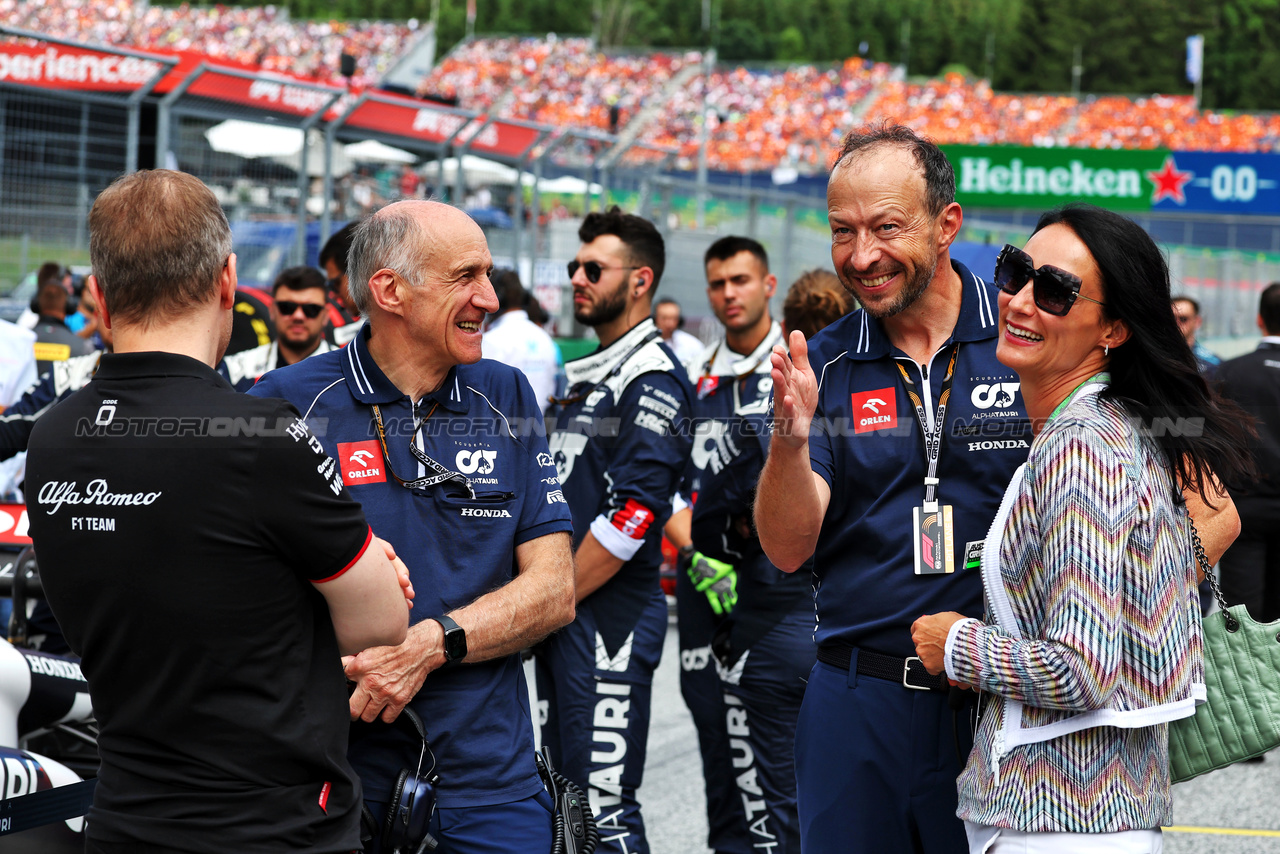 GP AUSTRIA, Franz Tost (AUT) AlphaTauri Team Principal with Peter Bayer, AlphaTauri Chief Executive Officer on the grid.

02.07.2023. Formula 1 World Championship, Rd 10, Austrian Grand Prix, Spielberg, Austria, Gara Day.

- www.xpbimages.com, EMail: requests@xpbimages.com © Copyright: Moy / XPB Images