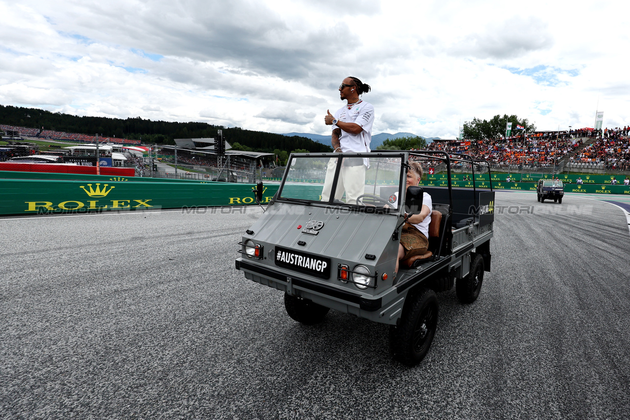 GP AUSTRIA, Lewis Hamilton (GBR) Mercedes AMG F1 on the drivers' parade.

02.07.2023. Formula 1 World Championship, Rd 10, Austrian Grand Prix, Spielberg, Austria, Gara Day.

- www.xpbimages.com, EMail: requests@xpbimages.com © Copyright: Moy / XPB Images