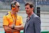 GP AUSTRIA, (L to R): Tom Stallard (GBR) McLaren Gara Engineer with Mark Webber (AUS) Channel 4 Presenter on the grid.
02.07.2023. Formula 1 World Championship, Rd 10, Austrian Grand Prix, Spielberg, Austria, Gara Day.
- www.xpbimages.com, EMail: requests@xpbimages.com © Copyright: Moy / XPB Images