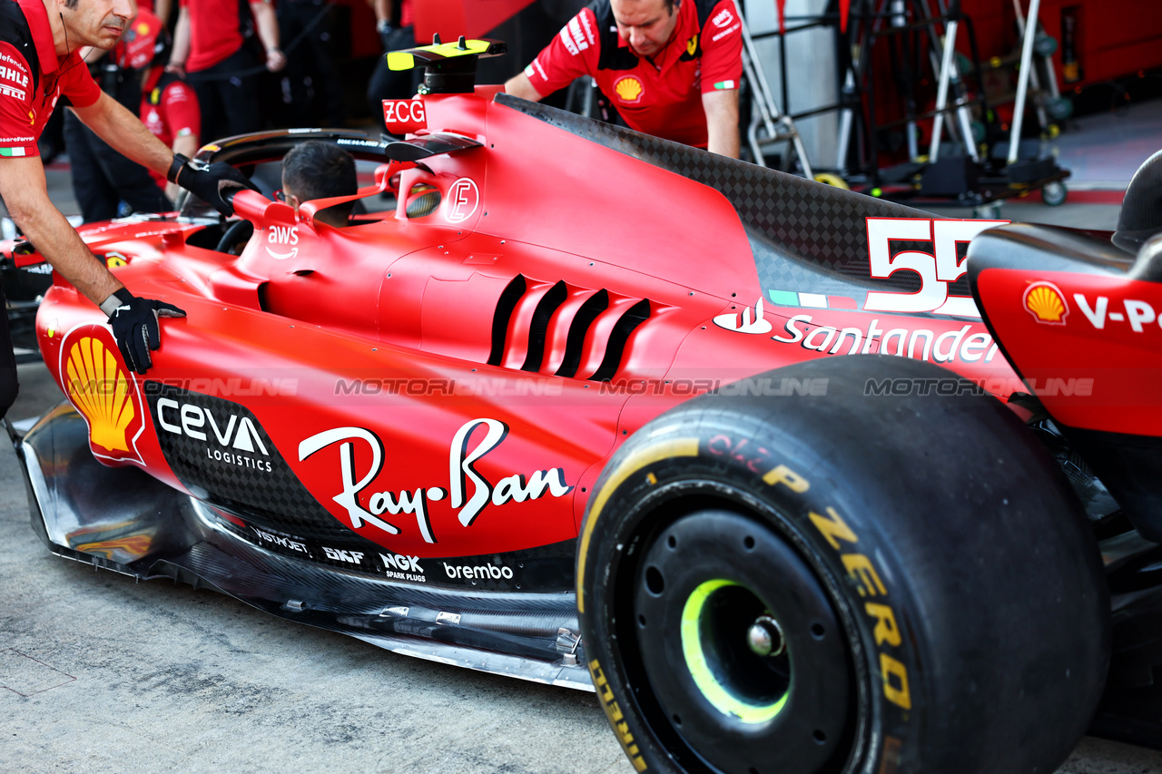 GP AUSTRIA, Ferrari SF-23 of Carlos Sainz Jr (ESP) Ferrari - floow e engine cover detail.

29.06.2023. Formula 1 World Championship, Rd 10, Austrian Grand Prix, Spielberg, Austria, Preparation Day.

- www.xpbimages.com, EMail: requests@xpbimages.com © Copyright: Batchelor / XPB Images