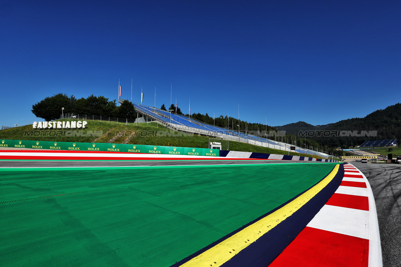 GP AUSTRIA, Circuit Atmosfera - #AustrianGP.

29.06.2023. Formula 1 World Championship, Rd 10, Austrian Grand Prix, Spielberg, Austria, Preparation Day.

- www.xpbimages.com, EMail: requests@xpbimages.com © Copyright: Moy / XPB Images