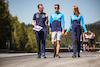 GP AUSTRIA, Logan Sargeant (USA) Williams Racing walks the circuit with the team.
29.06.2023. Formula 1 World Championship, Rd 10, Austrian Grand Prix, Spielberg, Austria, Preparation Day.
- www.xpbimages.com, EMail: requests@xpbimages.com © Copyright: Bearne / XPB Images