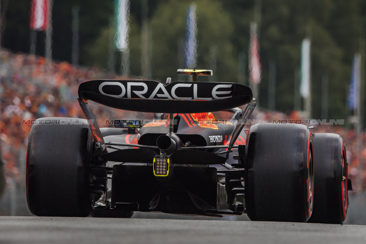 GP AUSTRIA, Sergio Perez (MEX) Red Bull Racing RB19.

01.07.2023. Formula 1 World Championship, Rd 10, Austrian Grand Prix, Spielberg, Austria, Sprint Day.

- www.xpbimages.com, EMail: requests@xpbimages.com © Copyright: Bearne / XPB Images