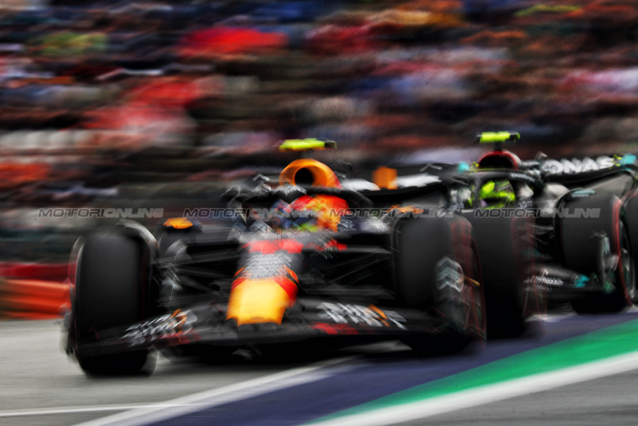 GP AUSTRIA, Sergio Perez (MEX) Red Bull Racing RB19.

01.07.2023. Formula 1 World Championship, Rd 10, Austrian Grand Prix, Spielberg, Austria, Sprint Day.

 - www.xpbimages.com, EMail: requests@xpbimages.com © Copyright: Coates / XPB Images