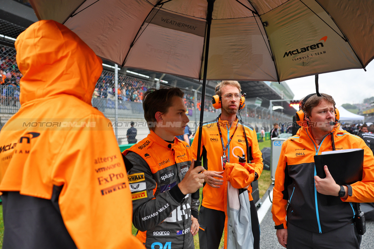 GP AUSTRIA, Oscar Piastri (AUS) McLaren on the grid.

01.07.2023. Formula 1 World Championship, Rd 10, Austrian Grand Prix, Spielberg, Austria, Sprint Day.

- www.xpbimages.com, EMail: requests@xpbimages.com © Copyright: Batchelor / XPB Images
