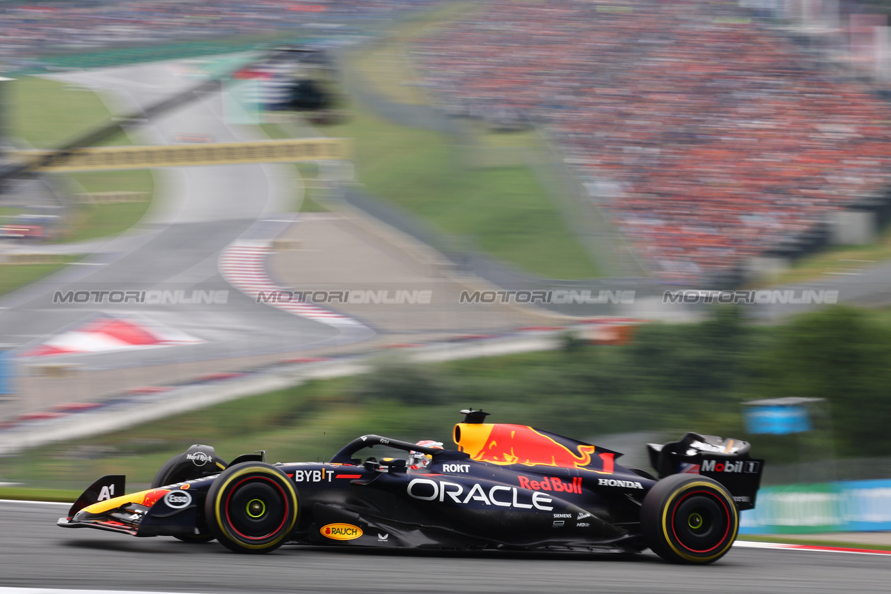 GP AUSTRIA, Max Verstappen (NLD) Red Bull Racing RB19.

01.07.2023. Formula 1 World Championship, Rd 10, Austrian Grand Prix, Spielberg, Austria, Sprint Day.

- www.xpbimages.com, EMail: requests@xpbimages.com © Copyright: Batchelor / XPB Images
