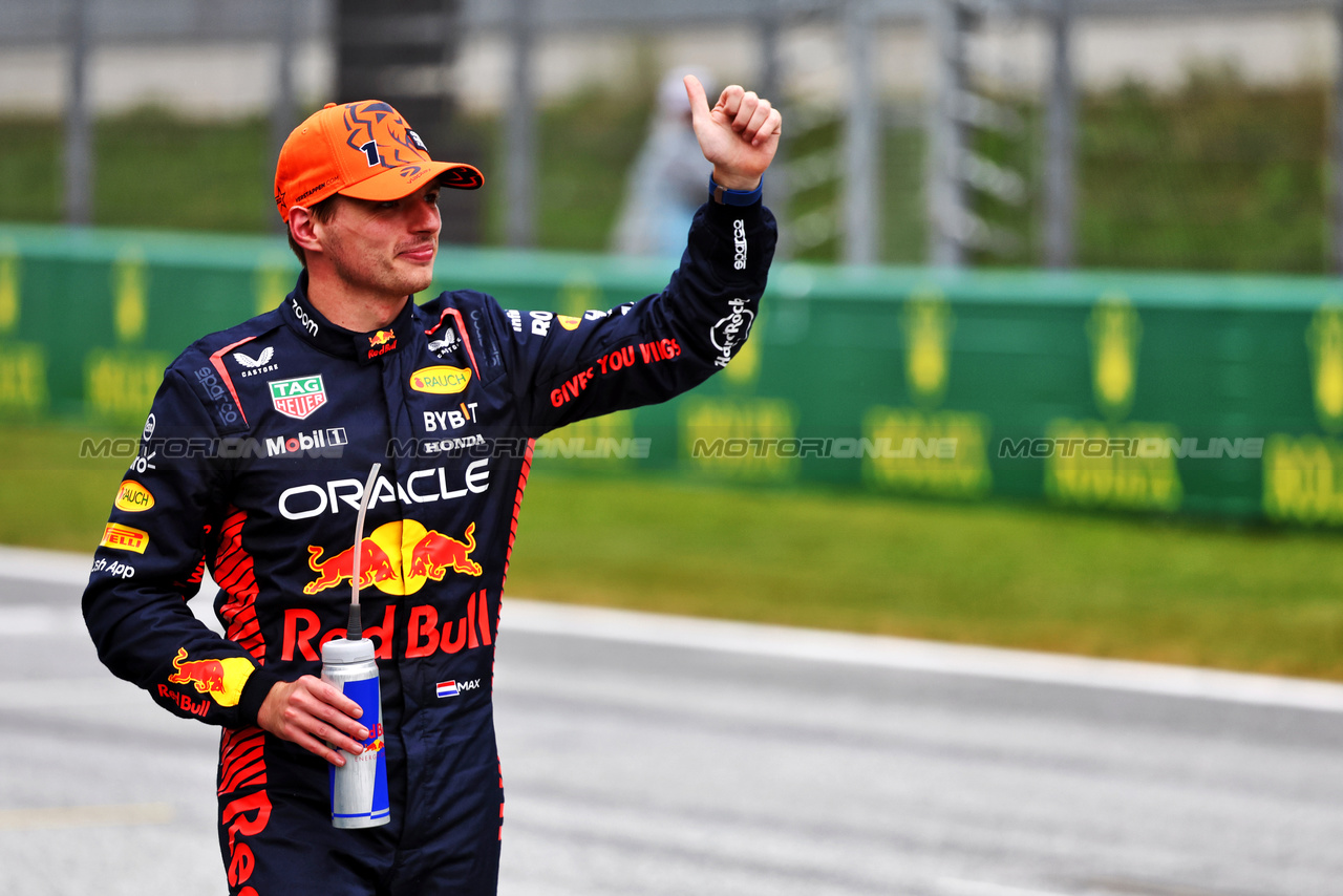 GP AUSTRIA, Sprint winner Max Verstappen (NLD) Red Bull Racing celebrates in parc ferme.

01.07.2023. Formula 1 World Championship, Rd 10, Austrian Grand Prix, Spielberg, Austria, Sprint Day.

- www.xpbimages.com, EMail: requests@xpbimages.com © Copyright: Batchelor / XPB Images