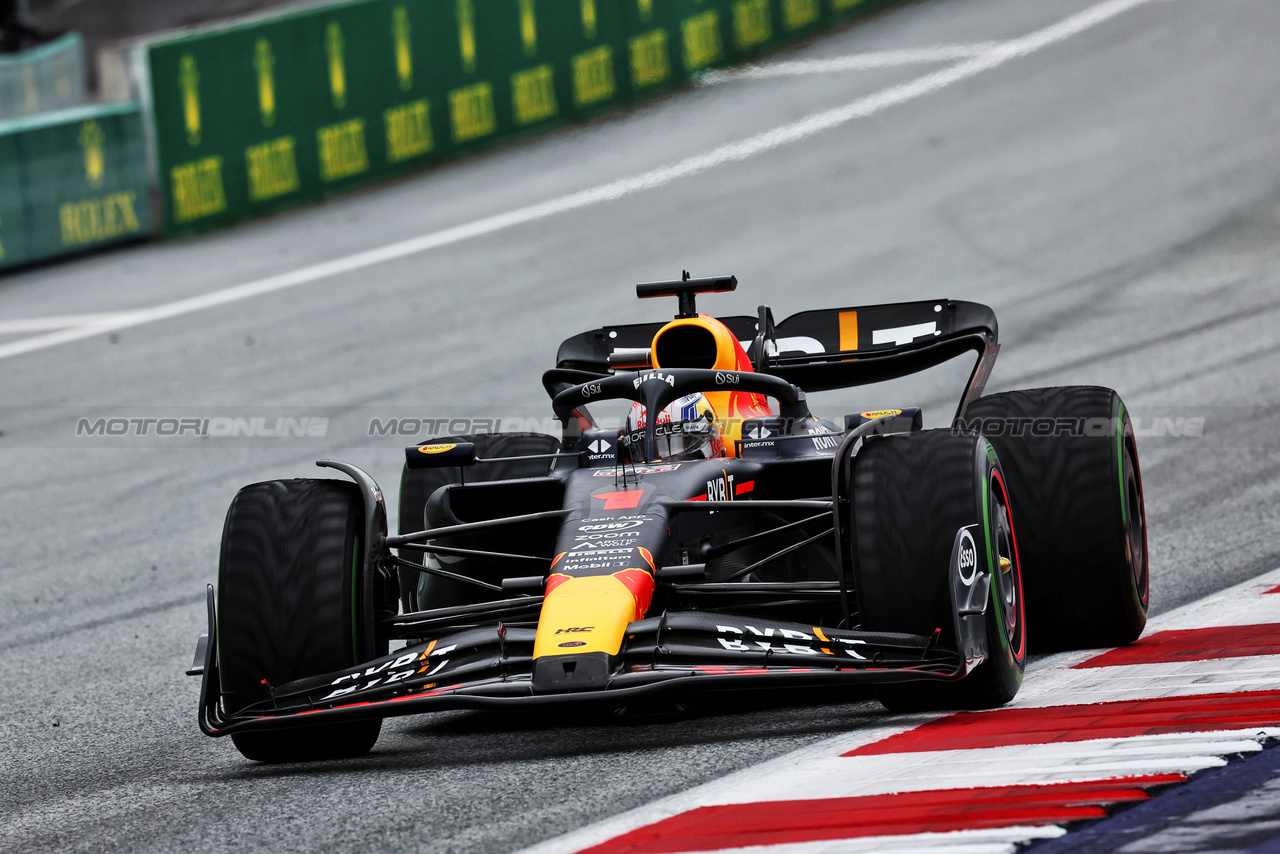 GP AUSTRIA, Max Verstappen (NLD) Red Bull Racing RB19.

01.07.2023. Formula 1 World Championship, Rd 10, Austrian Grand Prix, Spielberg, Austria, Sprint Day.

- www.xpbimages.com, EMail: requests@xpbimages.com © Copyright: Moy / XPB Images