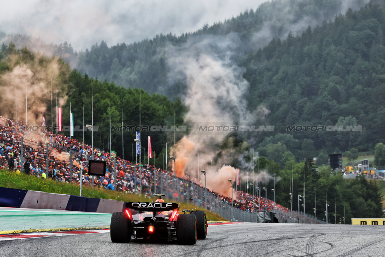 GP AUSTRIA, Sergio Perez (MEX) Red Bull Racing RB19.

01.07.2023. Formula 1 World Championship, Rd 10, Austrian Grand Prix, Spielberg, Austria, Sprint Day.

- www.xpbimages.com, EMail: requests@xpbimages.com © Copyright: Moy / XPB Images