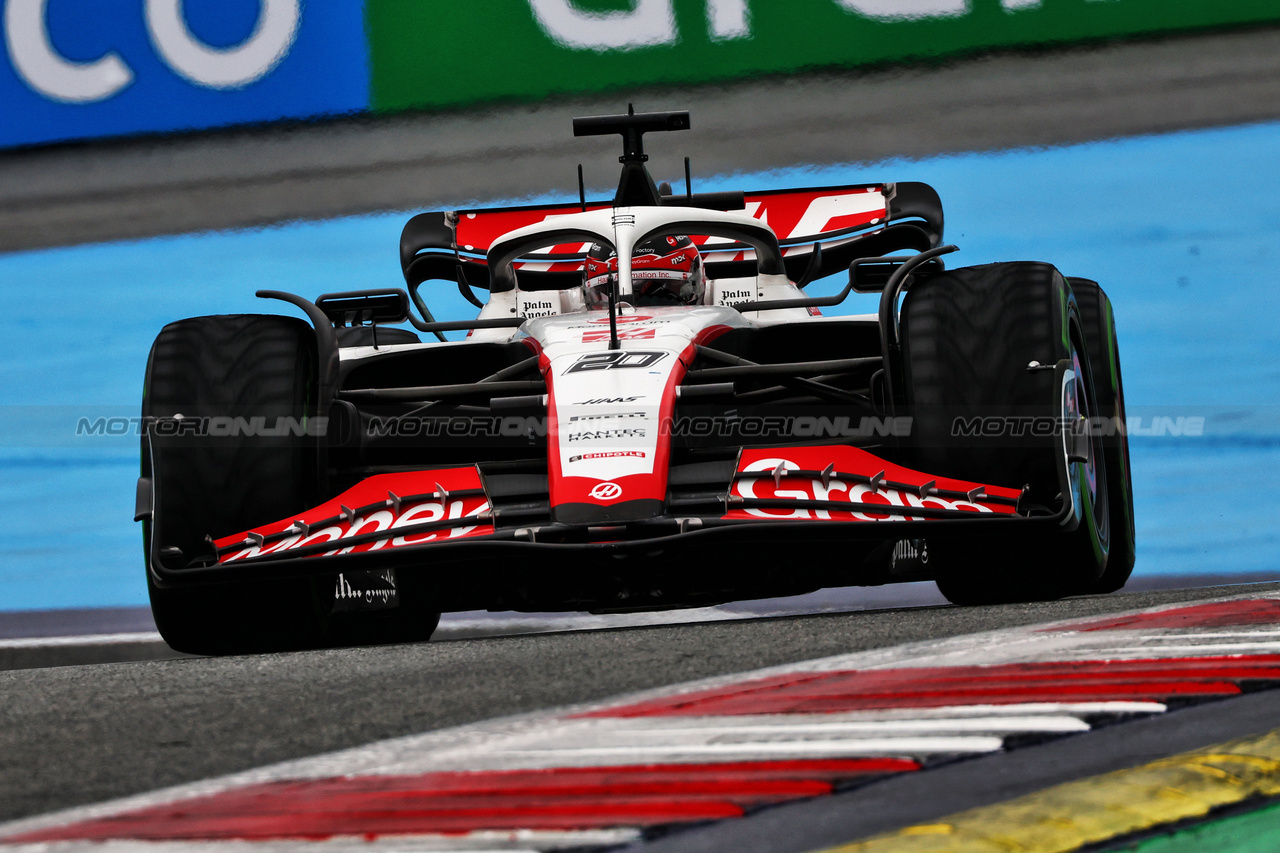 GP AUSTRIA, Kevin Magnussen (DEN) Haas VF-23.

01.07.2023. Formula 1 World Championship, Rd 10, Austrian Grand Prix, Spielberg, Austria, Sprint Day.

 - www.xpbimages.com, EMail: requests@xpbimages.com © Copyright: Coates / XPB Images