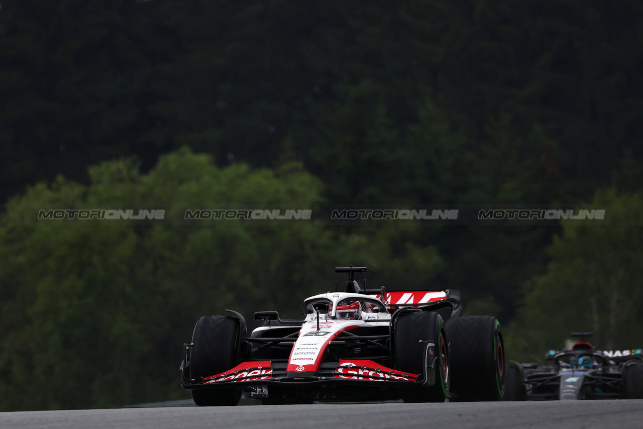 GP AUSTRIA, Kevin Magnussen (DEN) Haas VF-23.

01.07.2023. Formula 1 World Championship, Rd 10, Austrian Grand Prix, Spielberg, Austria, Sprint Day.

 - www.xpbimages.com, EMail: requests@xpbimages.com © Copyright: Coates / XPB Images
