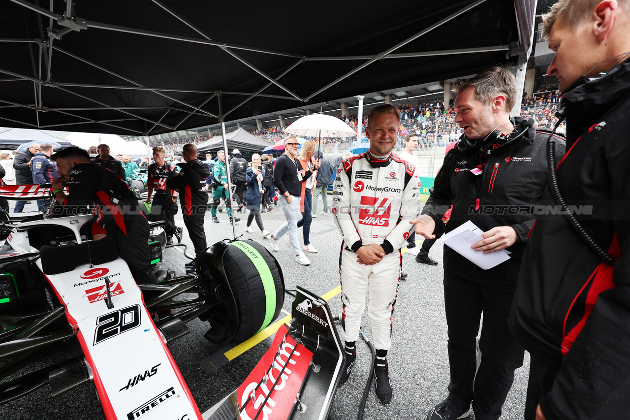 GP AUSTRIA, Kevin Magnussen (DEN) Haas F1 Team on the grid.

01.07.2023. Formula 1 World Championship, Rd 10, Austrian Grand Prix, Spielberg, Austria, Sprint Day.

- www.xpbimages.com, EMail: requests@xpbimages.com © Copyright: Moy / XPB Images