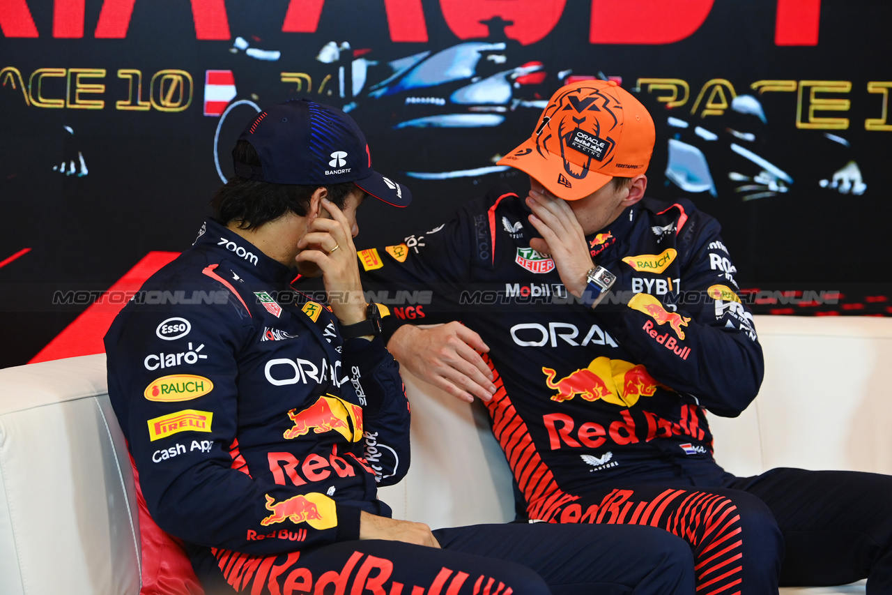 GP AUSTRIA, (L to R): Sergio Perez (MEX) Red Bull Racing e team mate Max Verstappen (NLD) Red Bull Racing in the post Sprint FIA Press Conference.

01.07.2023. Formula 1 World Championship, Rd 10, Austrian Grand Prix, Spielberg, Austria, Sprint Day.

- www.xpbimages.com, EMail: requests@xpbimages.com © Copyright: XPB Images