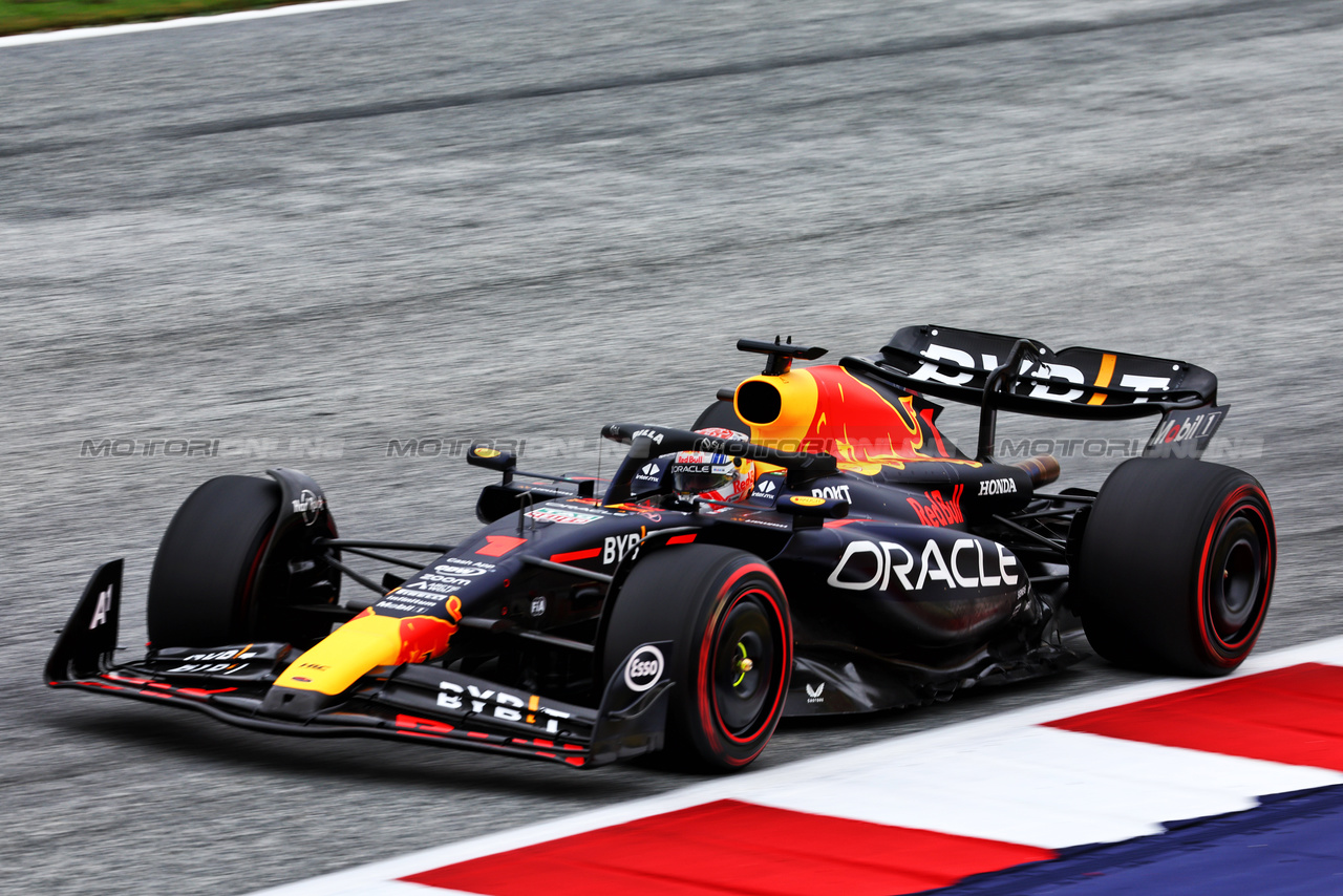 GP AUSTRIA, Max Verstappen (NLD) Red Bull Racing RB19.

01.07.2023. Formula 1 World Championship, Rd 10, Austrian Grand Prix, Spielberg, Austria, Sprint Day.

- www.xpbimages.com, EMail: requests@xpbimages.com © Copyright: Batchelor / XPB Images