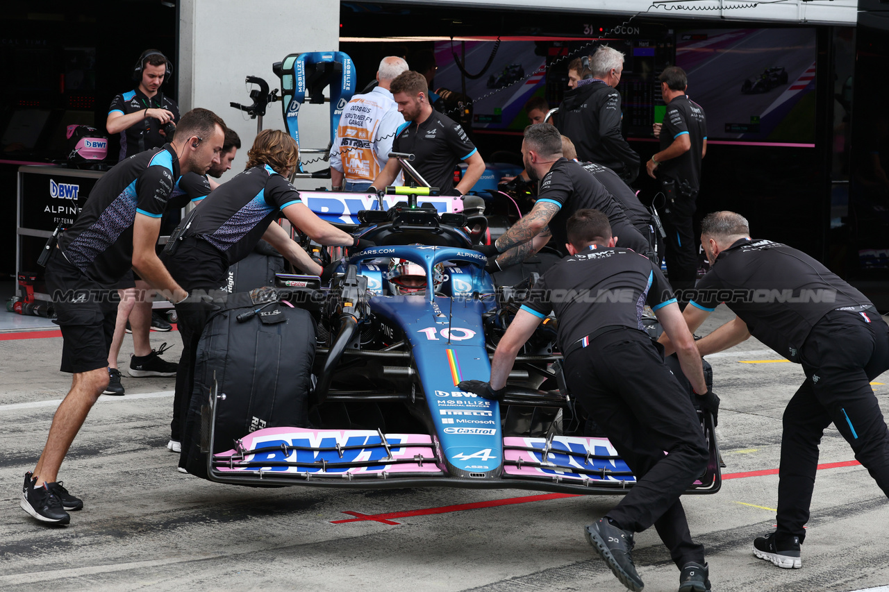 GP AUSTRIA, Pierre Gasly (FRA) Alpine F1 Team A523 in the pits.

01.07.2023. Formula 1 World Championship, Rd 10, Austrian Grand Prix, Spielberg, Austria, Sprint Day.

- www.xpbimages.com, EMail: requests@xpbimages.com © Copyright: Moy / XPB Images