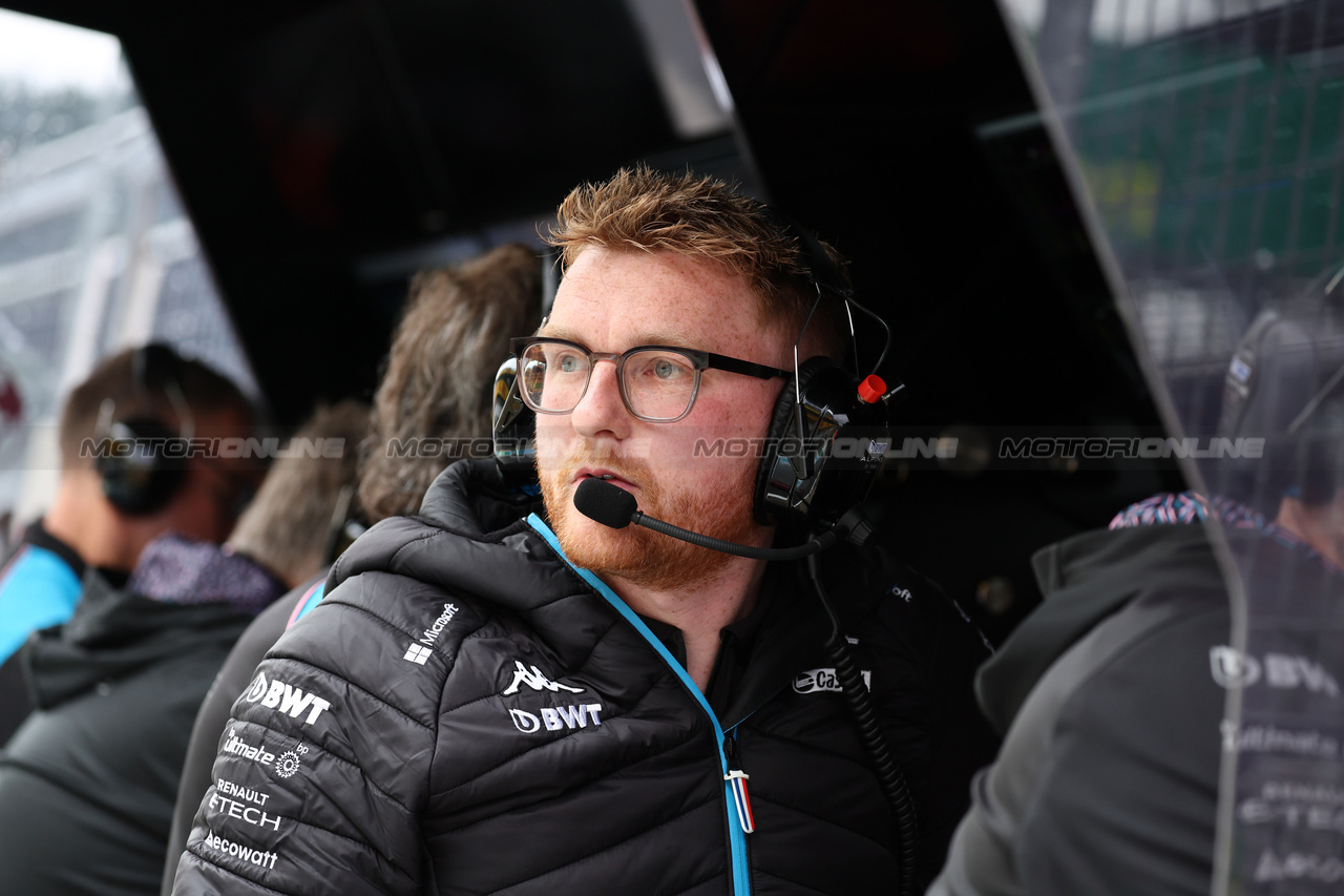 GP AUSTRIA, Josh Peckett (GBR) Alpine F1 Team Gara Engineer.

01.07.2023. Formula 1 World Championship, Rd 10, Austrian Grand Prix, Spielberg, Austria, Sprint Day.

- www.xpbimages.com, EMail: requests@xpbimages.com © Copyright: Moy / XPB Images