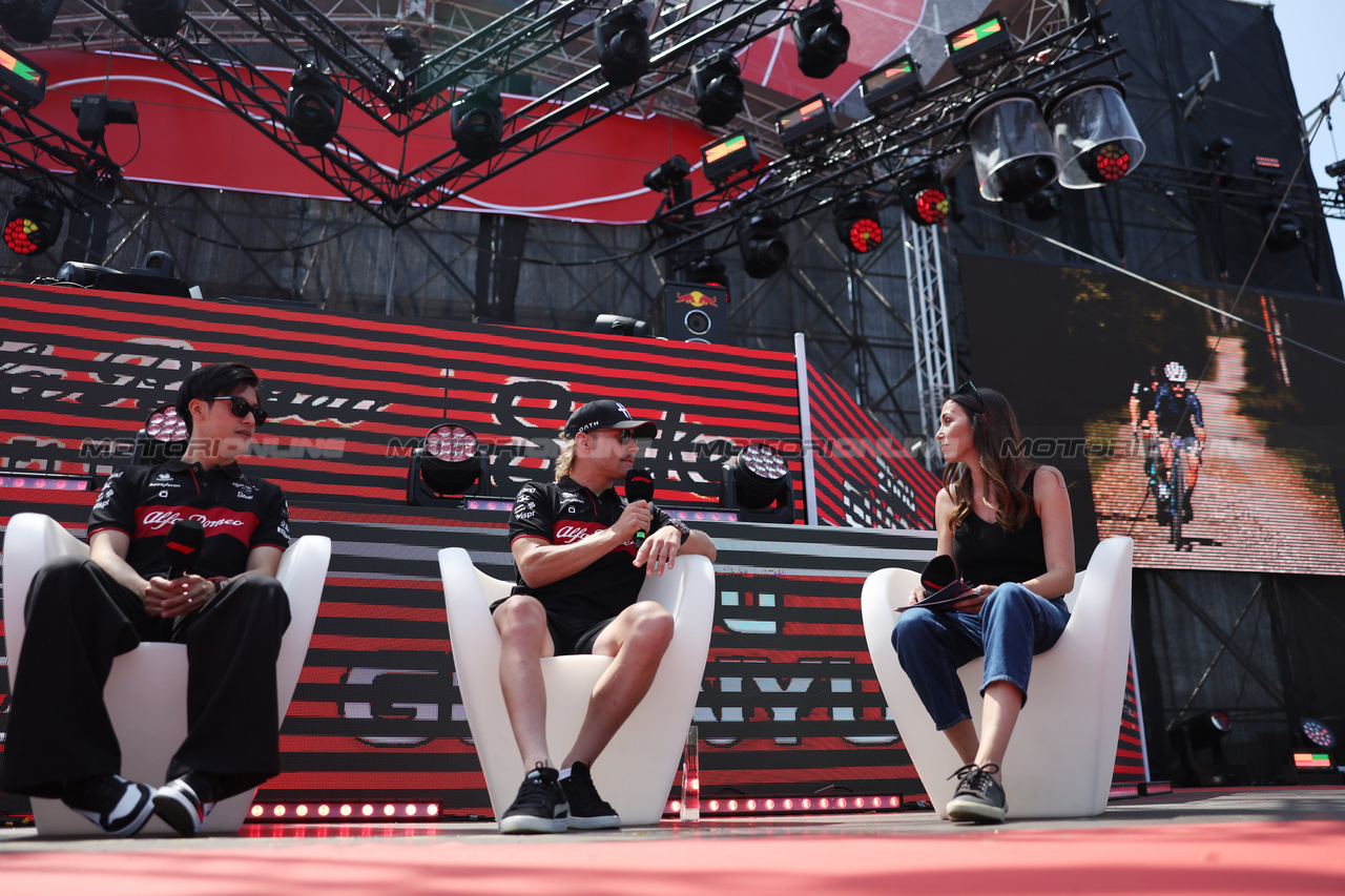 GP AUSTRIA, (L to R): Zhou Guanyu (CHN) Alfa Romeo F1 Team e Valtteri Bottas (FIN) Alfa Romeo F1 Team on the FanZone Stage.

30.06.2023. Formula 1 World Championship, Rd 10, Austrian Grand Prix, Spielberg, Austria, Qualifiche Day.

- www.xpbimages.com, EMail: requests@xpbimages.com © Copyright: Bearne / XPB Images