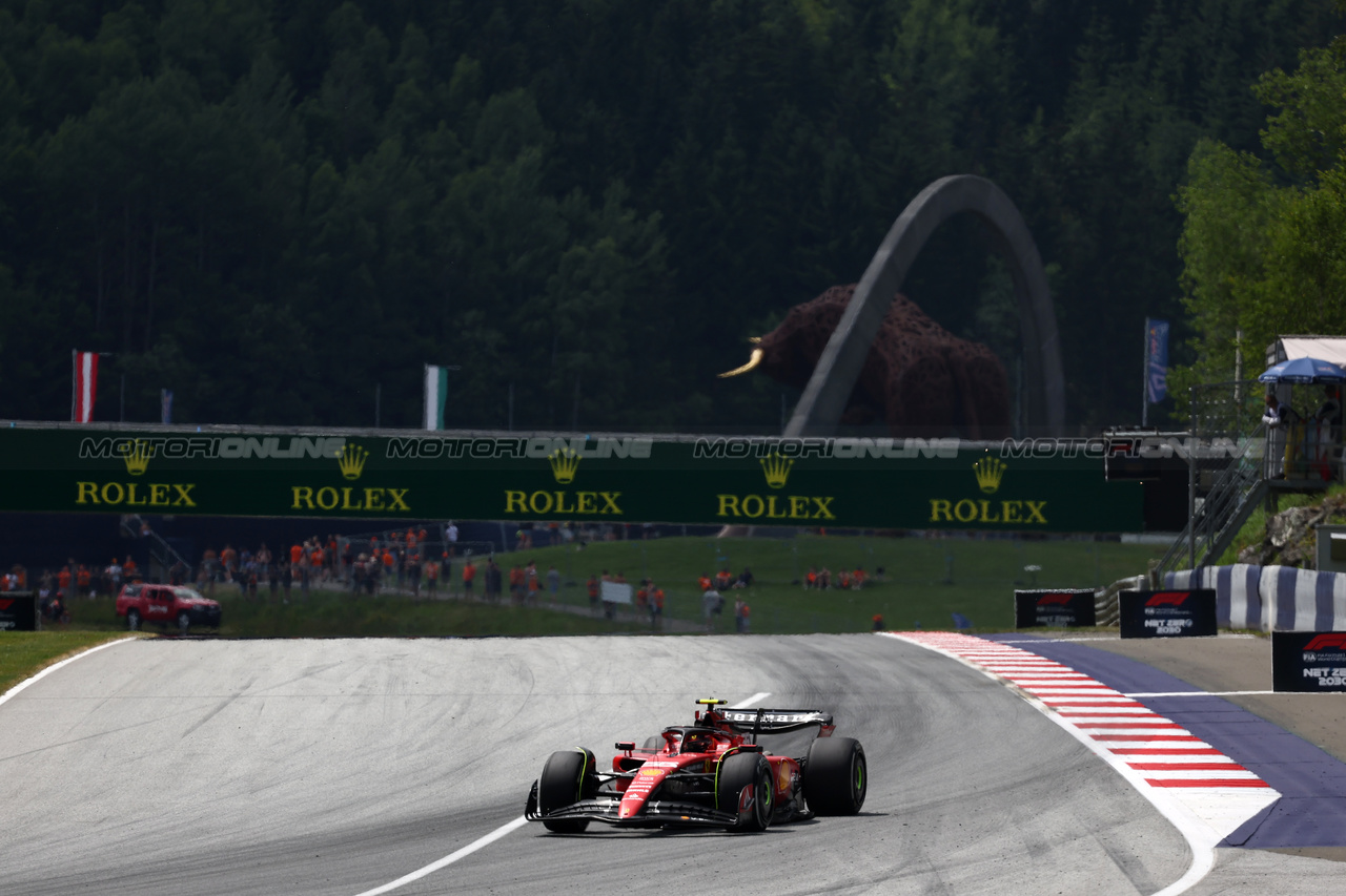 GP AUSTRIA, Carlos Sainz Jr (ESP) Ferrari SF-23.

30.06.2023. Formula 1 World Championship, Rd 10, Austrian Grand Prix, Spielberg, Austria, Qualifiche Day.

- www.xpbimages.com, EMail: requests@xpbimages.com © Copyright: Moy / XPB Images