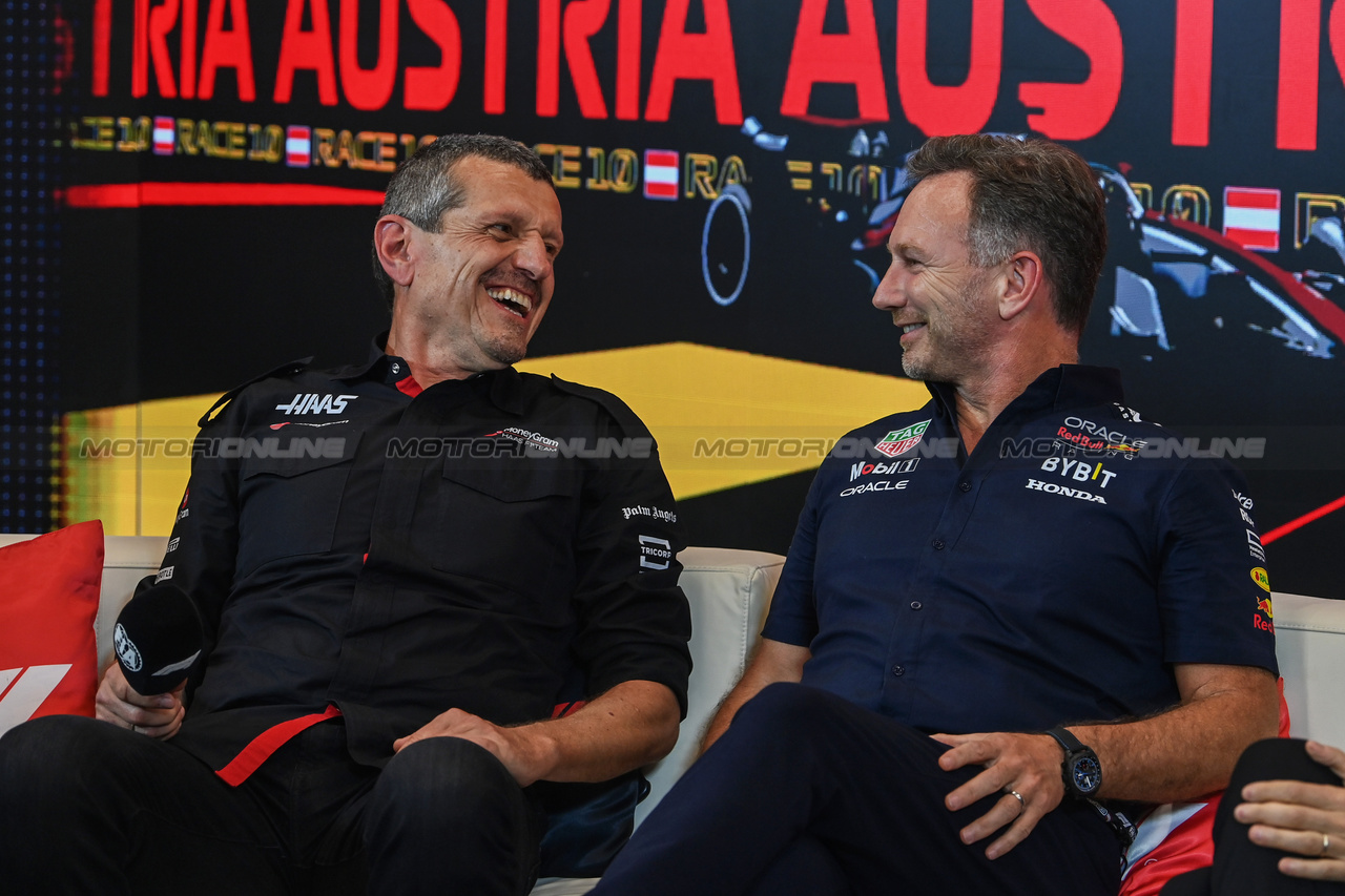GP AUSTRIA, (L to R): Guenther Steiner (ITA) Haas F1 Team Prinicipal e Christian Horner (GBR) Red Bull Racing Team Principal in the FIA Press Conference.

30.06.2023. Formula 1 World Championship, Rd 10, Austrian Grand Prix, Spielberg, Austria, Qualifiche Day.

- www.xpbimages.com, EMail: requests@xpbimages.com © Copyright: XPB Images