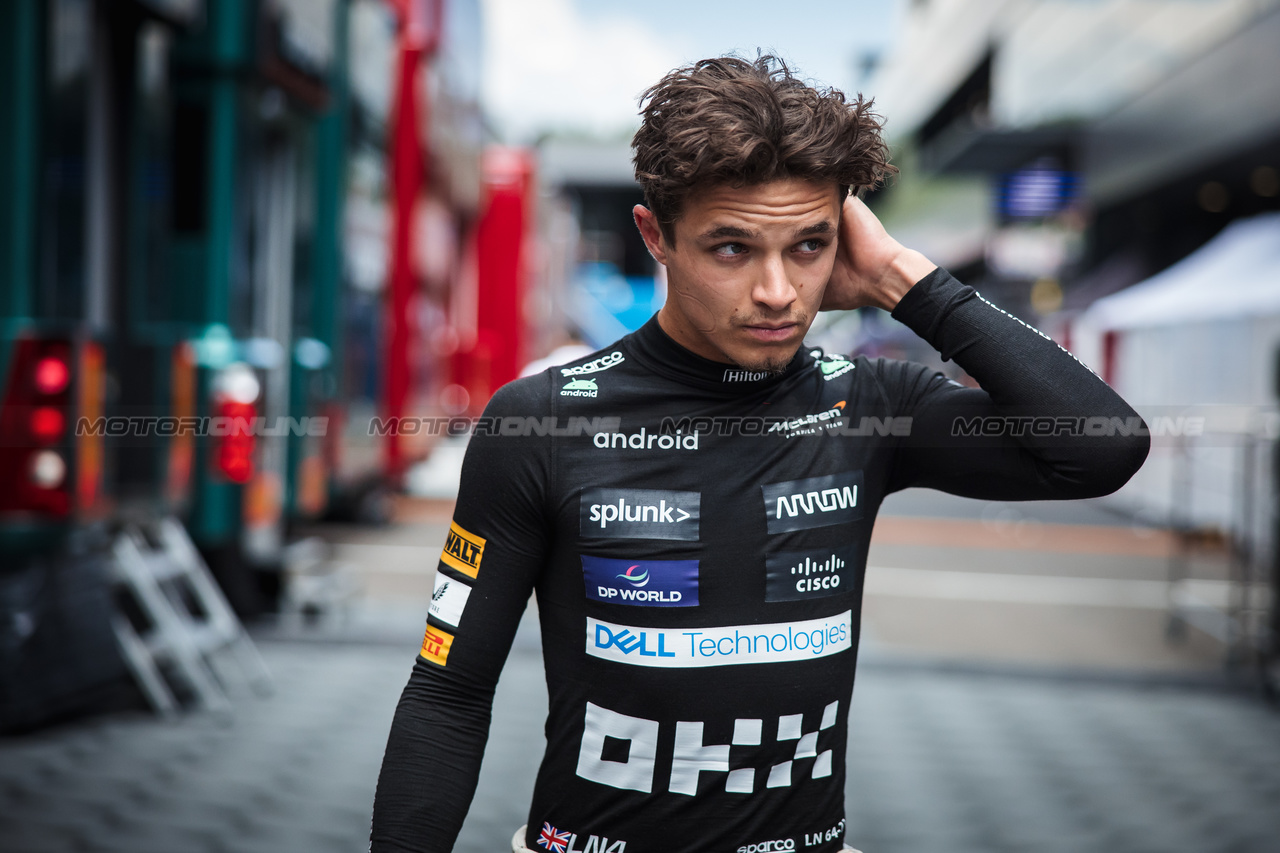 GP AUSTRIA, Lando Norris (GBR) McLaren.

30.06.2023. Formula 1 World Championship, Rd 10, Austrian Grand Prix, Spielberg, Austria, Qualifiche Day.

- www.xpbimages.com, EMail: requests@xpbimages.com © Copyright: Bearne / XPB Images