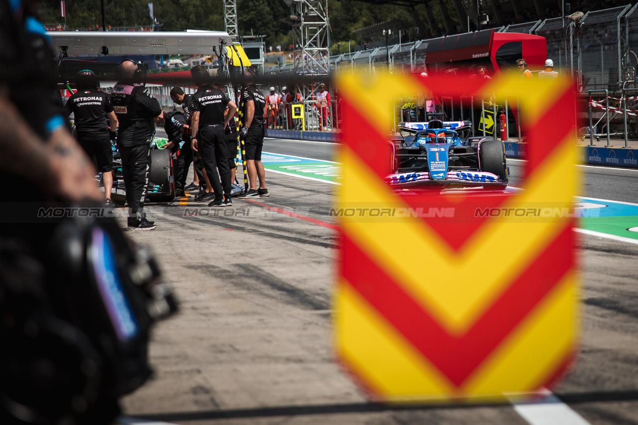 GP AUSTRIA, Esteban Ocon (FRA) Alpine F1 Team A523 in the pits.

30.06.2023. Formula 1 World Championship, Rd 10, Austrian Grand Prix, Spielberg, Austria, Qualifiche Day.

- www.xpbimages.com, EMail: requests@xpbimages.com © Copyright: Bearne / XPB Images