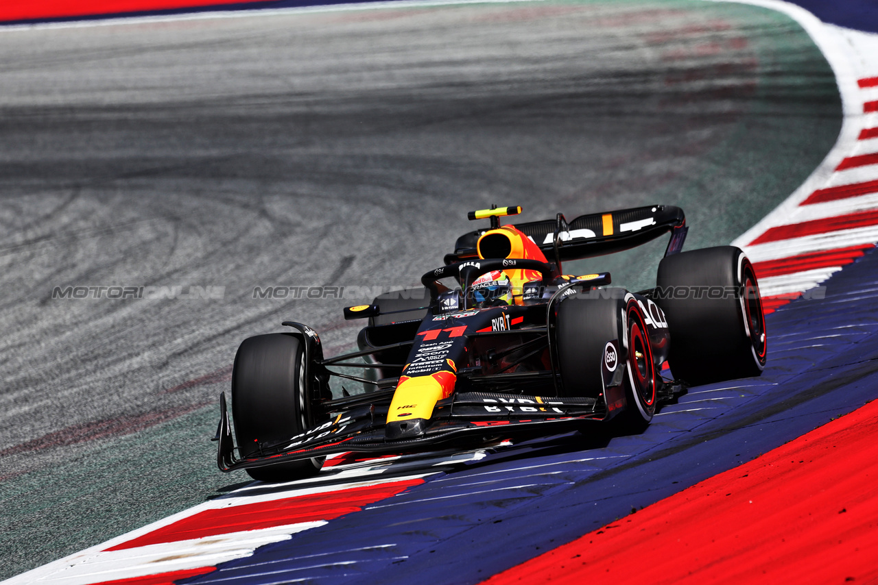GP AUSTRIA, Sergio Perez (MEX) Red Bull Racing RB19.

30.06.2023. Formula 1 World Championship, Rd 10, Austrian Grand Prix, Spielberg, Austria, Qualifiche Day.

- www.xpbimages.com, EMail: requests@xpbimages.com © Copyright: Moy / XPB Images