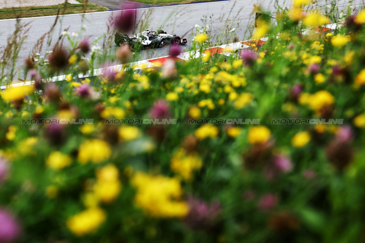 GP AUSTRIA, Yuki Tsunoda (JPN) AlphaTauri AT04.

30.06.2023. Formula 1 World Championship, Rd 10, Austrian Grand Prix, Spielberg, Austria, Qualifiche Day.

- www.xpbimages.com, EMail: requests@xpbimages.com © Copyright: Moy / XPB Images