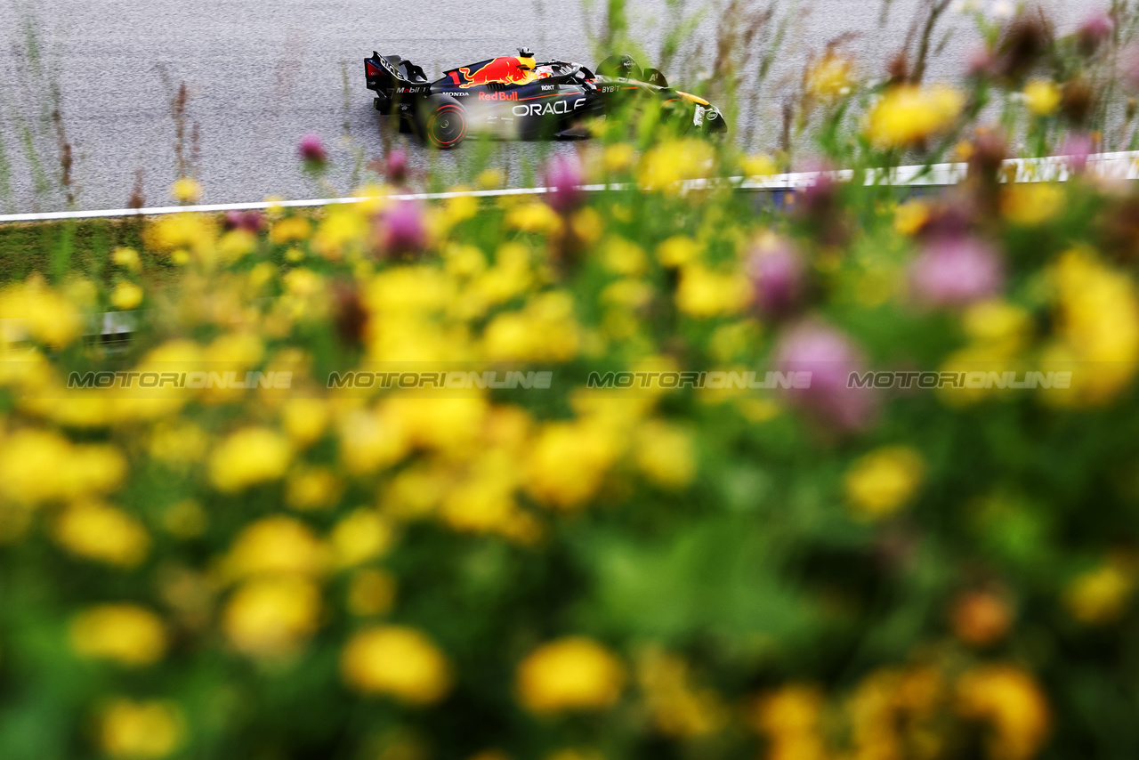 GP AUSTRIA, Max Verstappen (NLD) Red Bull Racing RB19.

30.06.2023. Formula 1 World Championship, Rd 10, Austrian Grand Prix, Spielberg, Austria, Qualifiche Day.

- www.xpbimages.com, EMail: requests@xpbimages.com © Copyright: Moy / XPB Images