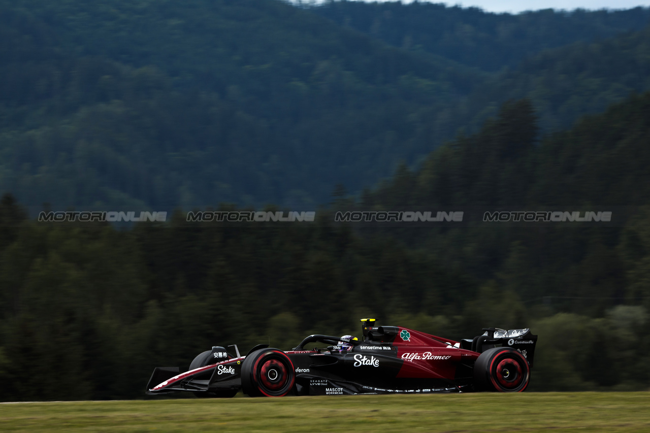 GP AUSTRIA, Zhou Guanyu (CHN) Alfa Romeo F1 Team C43.

30.06.2023. Formula 1 World Championship, Rd 10, Austrian Grand Prix, Spielberg, Austria, Qualifiche Day.

- www.xpbimages.com, EMail: requests@xpbimages.com © Copyright: Bearne / XPB Images