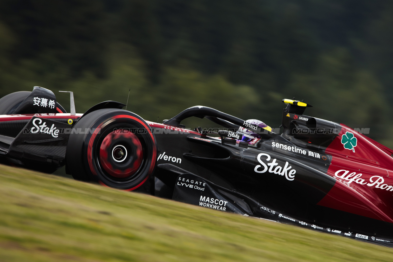 GP AUSTRIA, Zhou Guanyu (CHN) Alfa Romeo F1 Team C43.

30.06.2023. Formula 1 World Championship, Rd 10, Austrian Grand Prix, Spielberg, Austria, Qualifiche Day.

- www.xpbimages.com, EMail: requests@xpbimages.com © Copyright: Bearne / XPB Images