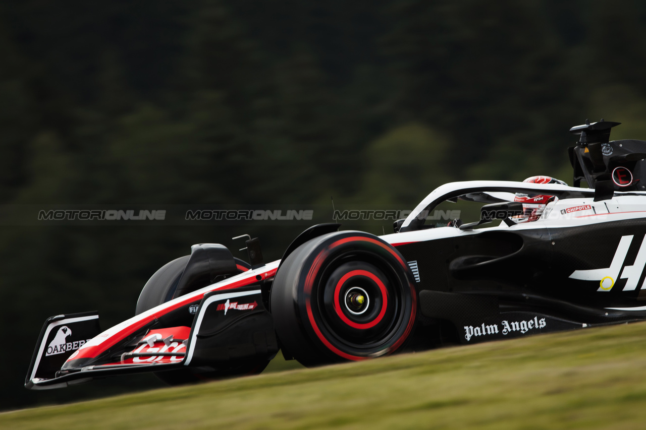GP AUSTRIA, Kevin Magnussen (DEN) Haas VF-23.

30.06.2023. Formula 1 World Championship, Rd 10, Austrian Grand Prix, Spielberg, Austria, Qualifiche Day.

- www.xpbimages.com, EMail: requests@xpbimages.com © Copyright: Bearne / XPB Images