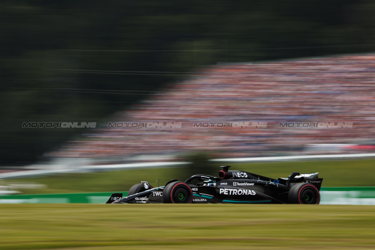 GP AUSTRIA, George Russell (GBR) Mercedes AMG F1 W14.



30.06.2023. Formula 1 World Championship, Rd 10, Austrian Grand Prix, Spielberg, Austria, Qualifiche Day.

- www.xpbimages.com, EMail: requests@xpbimages.com © Copyright: Bearne / XPB Images
