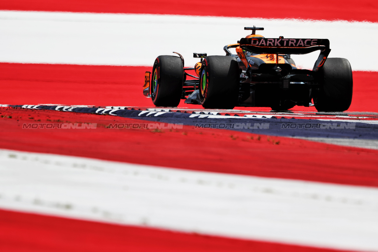 GP AUSTRIA, Oscar Piastri (AUS) McLaren MCL60.

30.06.2023. Formula 1 World Championship, Rd 10, Austrian Grand Prix, Spielberg, Austria, Qualifiche Day.

- www.xpbimages.com, EMail: requests@xpbimages.com © Copyright: Moy / XPB Images