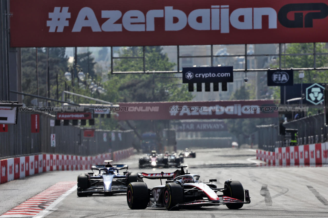 GP AZERBAIJAN, Kevin Magnussen (DEN) Haas VF-23.

30.04.2023. Formula 1 World Championship, Rd 4, Azerbaijan Grand Prix, Baku Street Circuit, Azerbaijan, Gara Day.

- www.xpbimages.com, EMail: requests@xpbimages.com ¬© Copyright: Batchelor / XPB Images