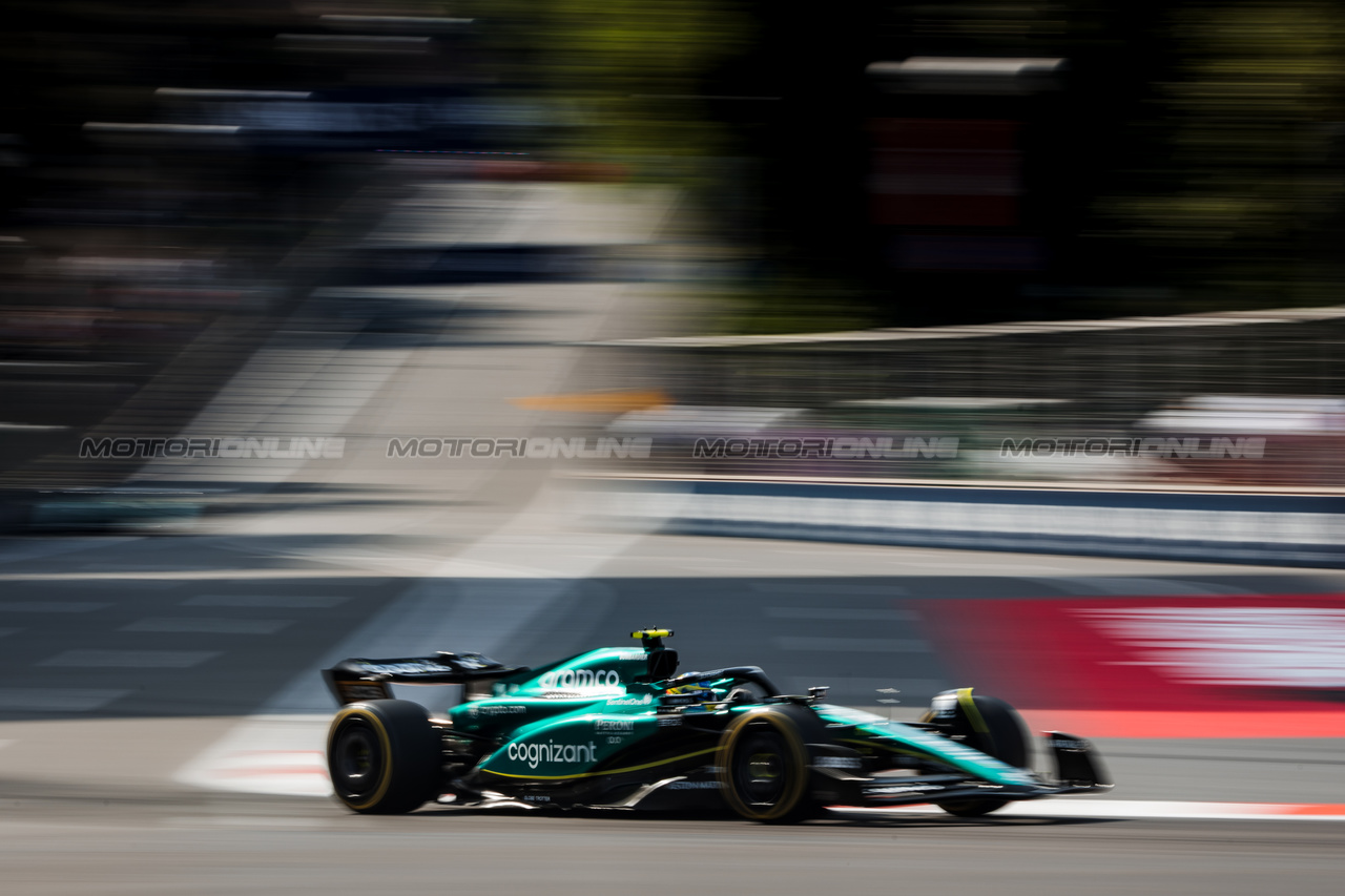 GP AZERBAIJAN, Fernando Alonso (ESP) Aston Martin F1 Team AMR23.

30.04.2023. Formula 1 World Championship, Rd 4, Azerbaijan Grand Prix, Baku Street Circuit, Azerbaijan, Gara Day.

- www.xpbimages.com, EMail: requests@xpbimages.com ¬© Copyright: Bearne / XPB Images