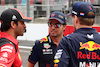 GP AZERBAIJAN, (L to R): Carlos Sainz Jr (ESP) Ferrari with Sergio Perez (MEX) Red Bull Racing e Max Verstappen (NLD) Red Bull Racing on the drivers' parade.
30.04.2023. Formula 1 World Championship, Rd 4, Azerbaijan Grand Prix, Baku Street Circuit, Azerbaijan, Gara Day.
 - www.xpbimages.com, EMail: requests@xpbimages.com ¬© Copyright: Coates / XPB Images