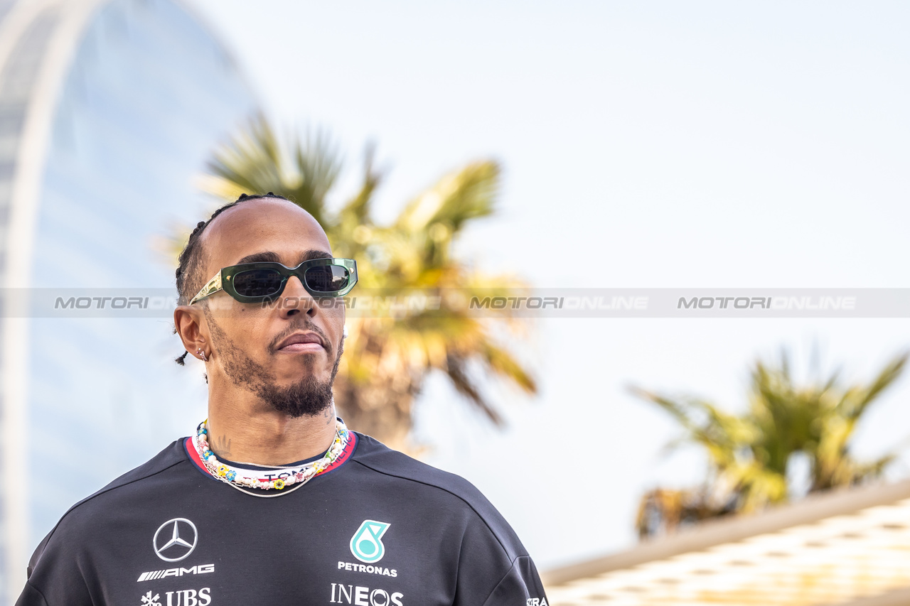 GP AZERBAIJAN, Lewis Hamilton (GBR) Mercedes AMG F1.

27.04.2023. Formula 1 World Championship, Rd 4, Azerbaijan Grand Prix, Baku Street Circuit, Azerbaijan, Preparation Day.

- www.xpbimages.com, EMail: requests@xpbimages.com ¬© Copyright: Bearne / XPB Images