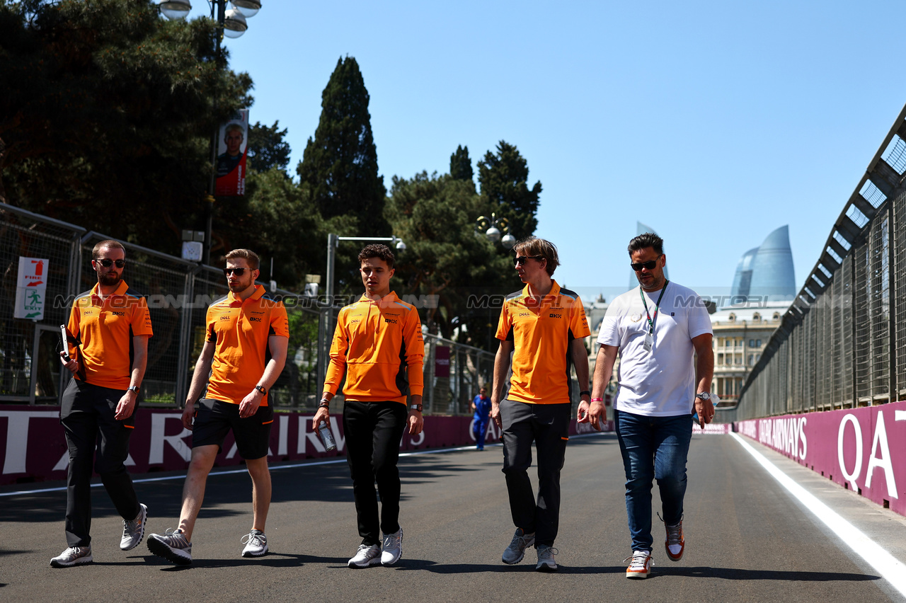 GP AZERBAIJAN, Lando Norris (GBR), McLaren F1 Team 
27.04.2023. Formula 1 World Championship, Rd 4, Azerbaijan Grand Prix, Baku Street Circuit, Azerbaijan, Preparation Day.
- www.xpbimages.com, EMail: requests@xpbimages.com ¬© Copyright: Charniaux / XPB Images