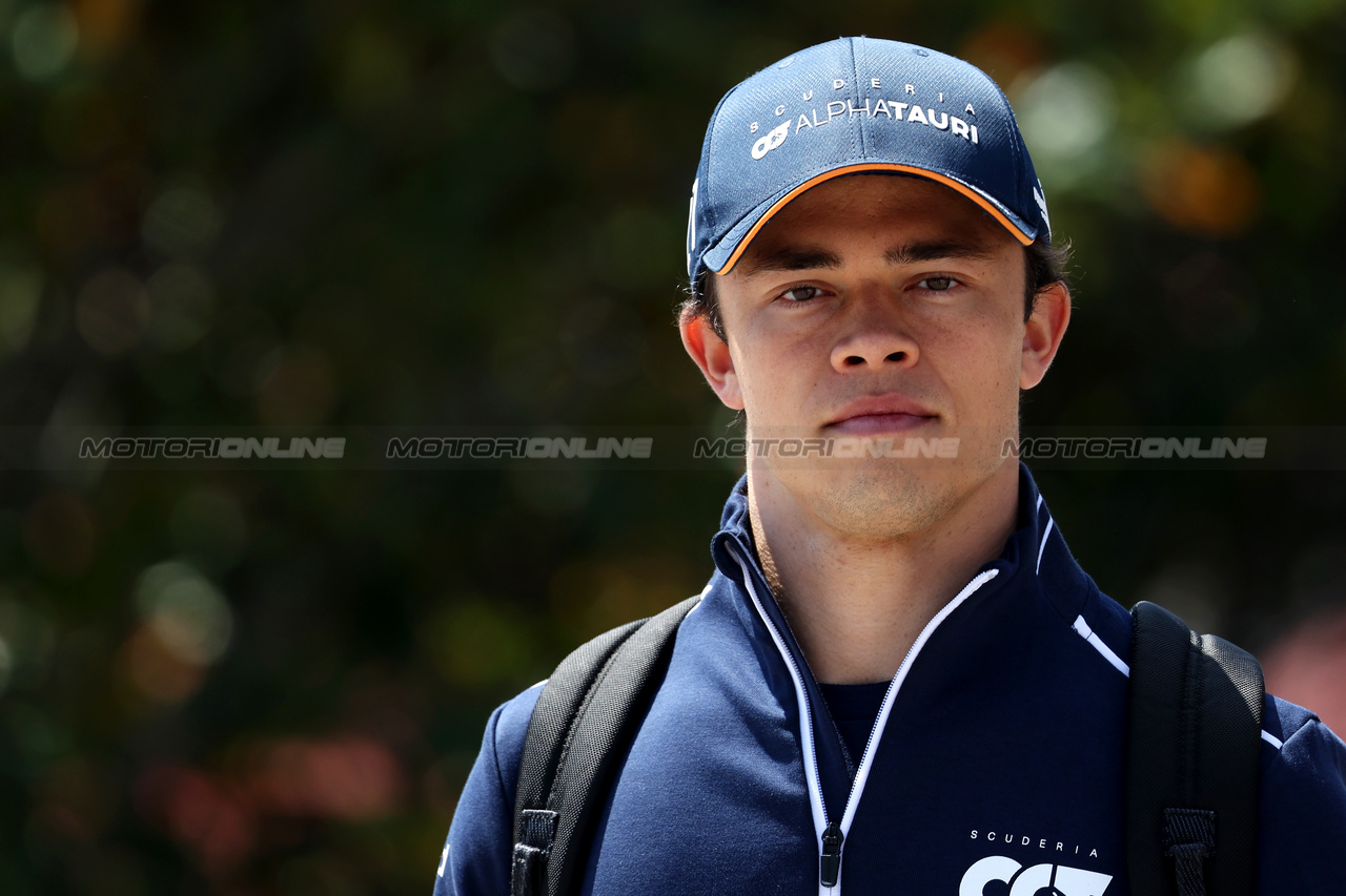 GP AZERBAIJAN, Nyck de Vries (NLD) AlphaTauri.

27.04.2023. Formula 1 World Championship, Rd 4, Azerbaijan Grand Prix, Baku Street Circuit, Azerbaijan, Preparation Day.

- www.xpbimages.com, EMail: requests@xpbimages.com ¬© Copyright: Bearne / XPB Images