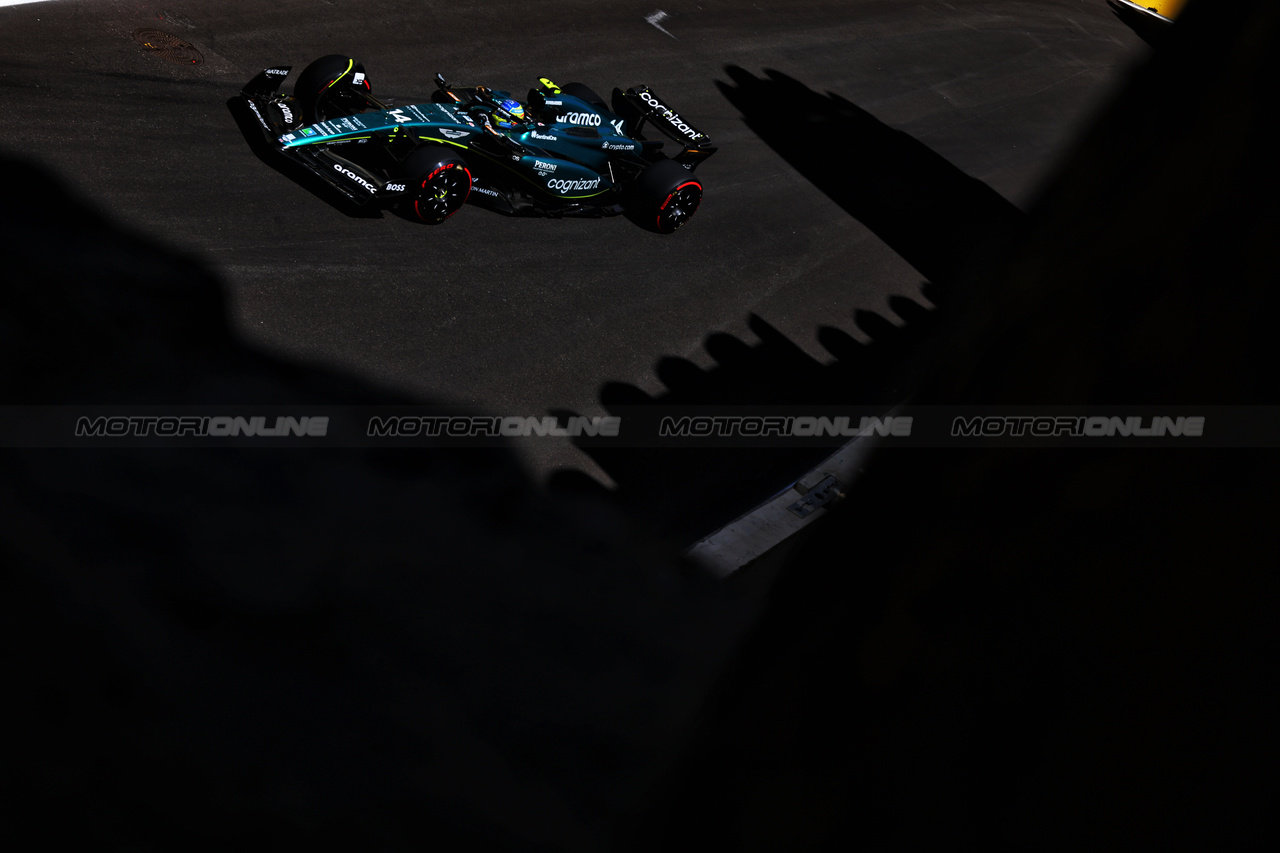 GP AZERBAIJAN, Fernando Alonso (ESP) Aston Martin F1 Team AMR23.

29.04.2023. Formula 1 World Championship, Rd 4, Azerbaijan Grand Prix, Baku Street Circuit, Azerbaijan, Sprint Day.

- www.xpbimages.com, EMail: requests@xpbimages.com ¬© Copyright: Batchelor / XPB Images