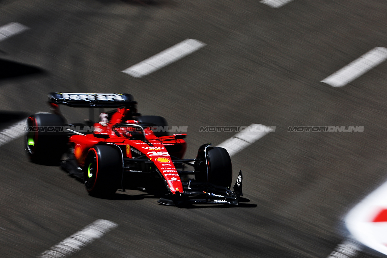 GP AZERBAIJAN, Charles Leclerc (MON) Ferrari SF-23 with a broken front wing at the end of Sprint Qualifiche.

29.04.2023. Formula 1 World Championship, Rd 4, Azerbaijan Grand Prix, Baku Street Circuit, Azerbaijan, Sprint Day.

 - www.xpbimages.com, EMail: requests@xpbimages.com ¬© Copyright: Coates / XPB Images