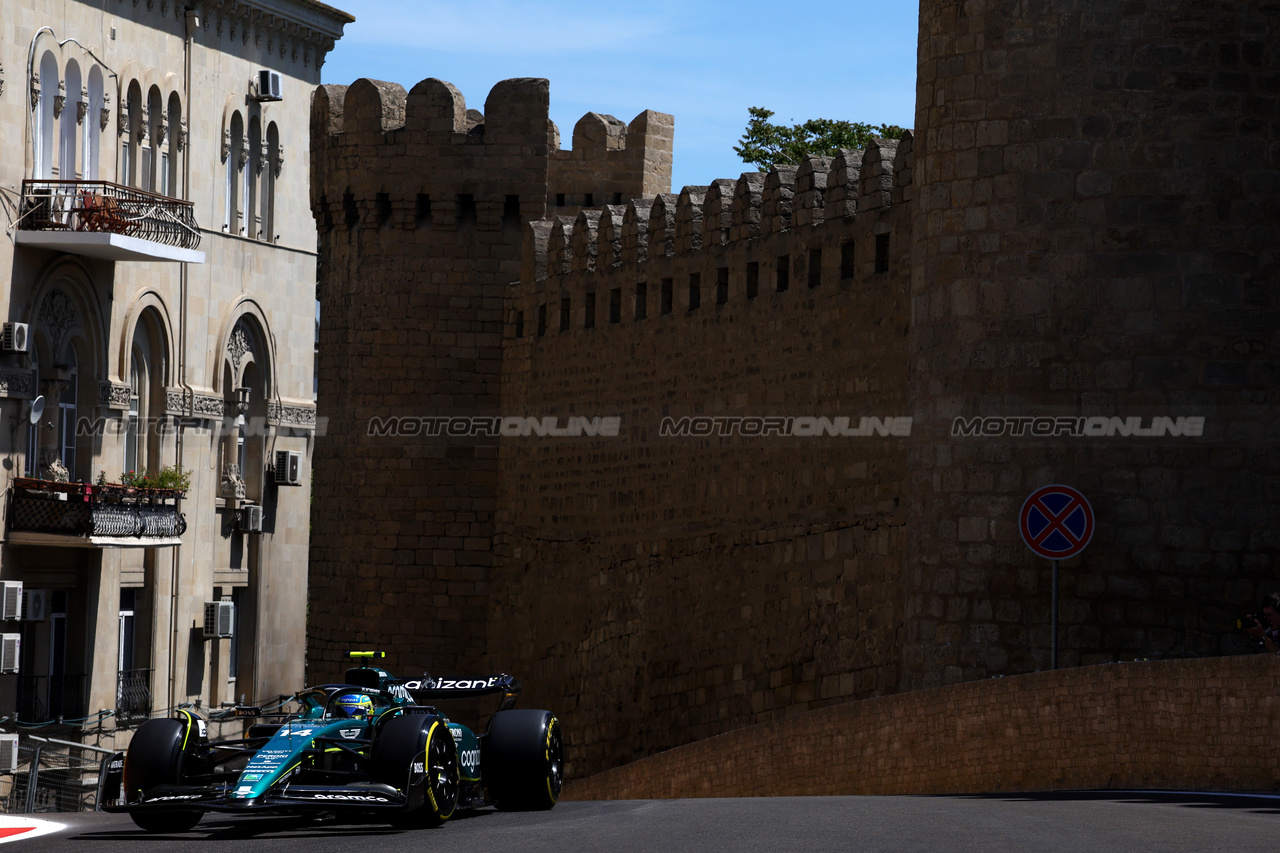 GP AZERBAIJAN, Fernando Alonso (ESP) Aston Martin F1 Team AMR23.

29.04.2023. Formula 1 World Championship, Rd 4, Azerbaijan Grand Prix, Baku Street Circuit, Azerbaijan, Sprint Day.

- www.xpbimages.com, EMail: requests@xpbimages.com ¬© Copyright: Batchelor / XPB Images