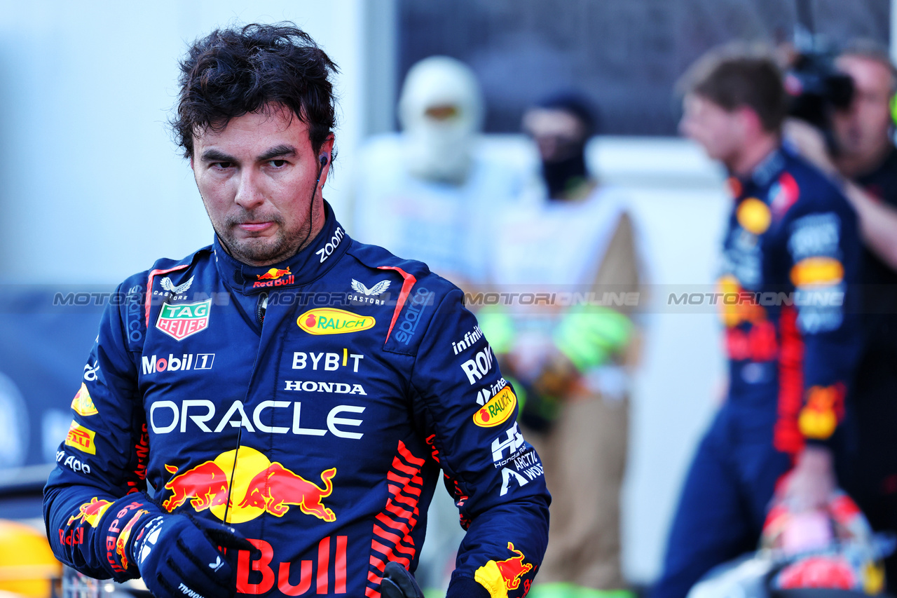 GP AZERBAIJAN, Sprint winner Sergio Perez (MEX) Red Bull Racing in parc ferme.

29.04.2023. Formula 1 World Championship, Rd 4, Azerbaijan Grand Prix, Baku Street Circuit, Azerbaijan, Sprint Day.

- www.xpbimages.com, EMail: requests@xpbimages.com ¬© Copyright: Batchelor / XPB Images