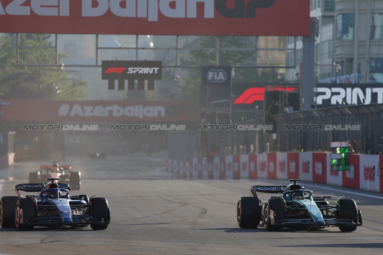 GP AZERBAIJAN, (L to R): Alexander Albon (THA) Williams Racing FW45 e Lance Stroll (CDN) Aston Martin F1 Team AMR23 battle for position.

29.04.2023. Formula 1 World Championship, Rd 4, Azerbaijan Grand Prix, Baku Street Circuit, Azerbaijan, Sprint Day.

- www.xpbimages.com, EMail: requests@xpbimages.com ¬© Copyright: Batchelor / XPB Images