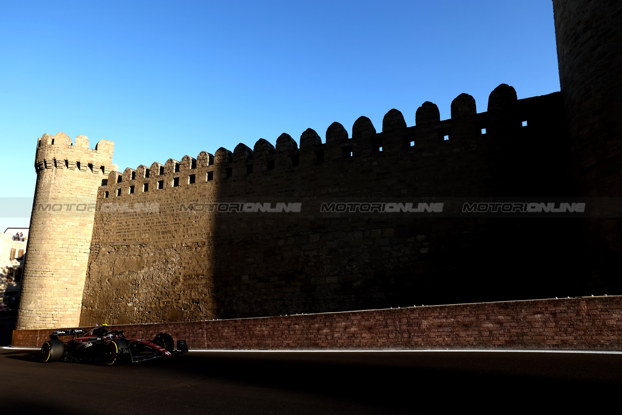 GP AZERBAIJAN, Zhou Guanyu (CHN) Alfa Romeo F1 Team C43.

29.04.2023. Formula 1 World Championship, Rd 4, Azerbaijan Grand Prix, Baku Street Circuit, Azerbaijan, Sprint Day.

 - www.xpbimages.com, EMail: requests@xpbimages.com ¬© Copyright: Coates / XPB Images
