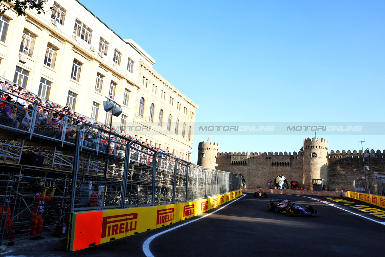 GP AZERBAIJAN, Alexander Albon (THA) Williams Racing FW45.

29.04.2023. Formula 1 World Championship, Rd 4, Azerbaijan Grand Prix, Baku Street Circuit, Azerbaijan, Sprint Day.

 - www.xpbimages.com, EMail: requests@xpbimages.com ¬© Copyright: Coates / XPB Images