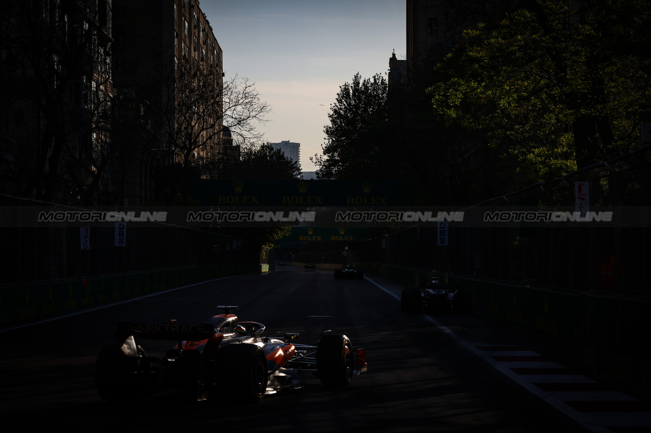 GP AZERBAIJAN, Oscar Piastri (AUS), McLaren 
29.04.2023. Formula 1 World Championship, Rd 4, Azerbaijan Grand Prix, Baku Street Circuit, Azerbaijan, Sprint Day.
- www.xpbimages.com, EMail: requests@xpbimages.com ¬© Copyright: Charniaux / XPB Images