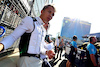 GP AZERBAIJAN, Alexander Albon (THA) Williams Racing with James Urwin (GBR) Williams Racing Gara Engineer on the grid.
29.04.2023. Formula 1 World Championship, Rd 4, Azerbaijan Grand Prix, Baku Street Circuit, Azerbaijan, Sprint Day.
- www.xpbimages.com, EMail: requests@xpbimages.com ¬© Copyright: Batchelor / XPB Images