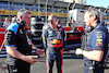 GP AZERBAIJAN, Otmar Szafnauer (USA) Alpine F1 Team, Team Principal (Left) e Paul Monaghan (GBR) Red Bull Racing Chief Engineer (Right) on the grid.
29.04.2023. Formula 1 World Championship, Rd 4, Azerbaijan Grand Prix, Baku Street Circuit, Azerbaijan, Sprint Day.
- www.xpbimages.com, EMail: requests@xpbimages.com ¬© Copyright: Batchelor / XPB Images